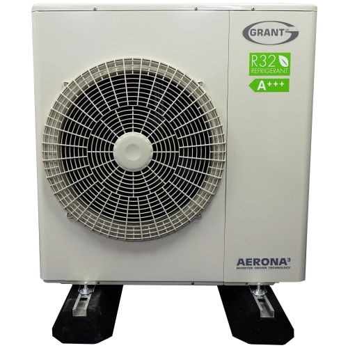 Grant Aerona R32 10kW air source heat pump outdoor unit